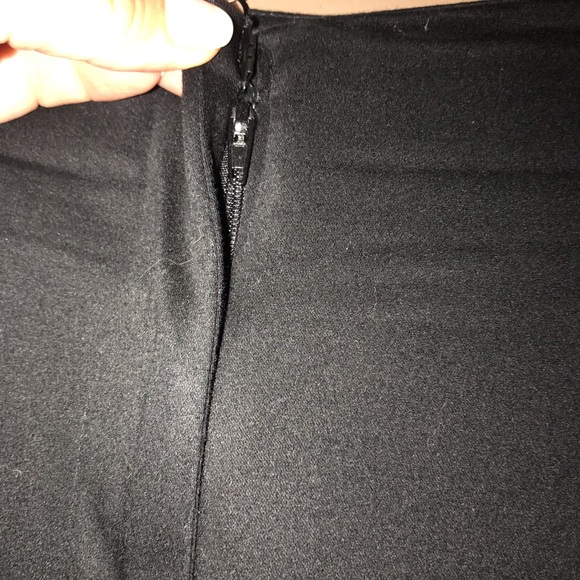 Cache Black Bottom Flare w/ Ruffle Design Pants - Picture 6 of 7